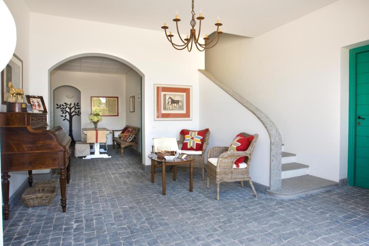 קמפניינו די רומא Agriturismo Potrero Grande Sul Lago Di Martignano Con Spiaggia מראה חיצוני תמונה