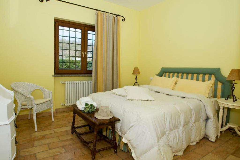 קמפניינו די רומא Agriturismo Potrero Grande Sul Lago Di Martignano Con Spiaggia מראה חיצוני תמונה